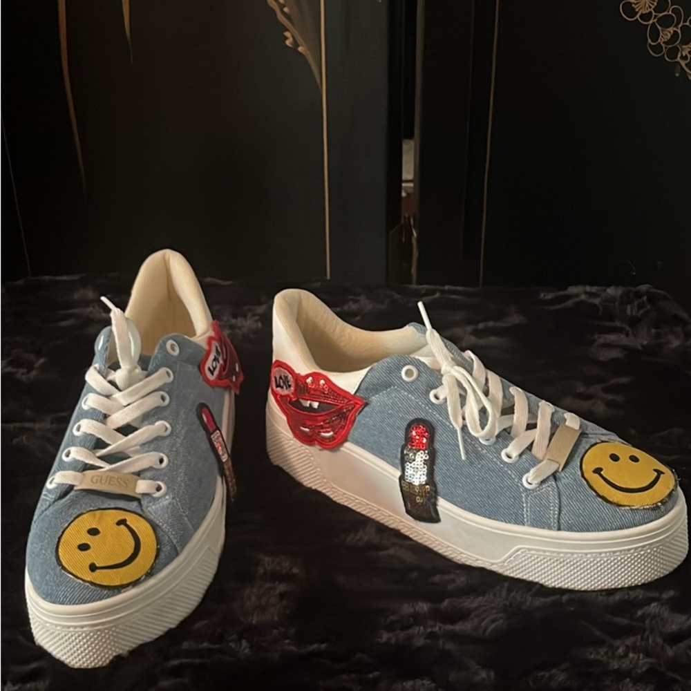 Guess Denim Fun size 9 tennis shoe sneaker